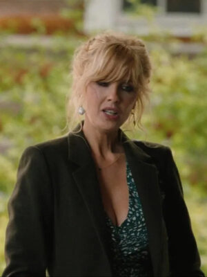 yellowstone-s04-beth-dutton-green-coat-3