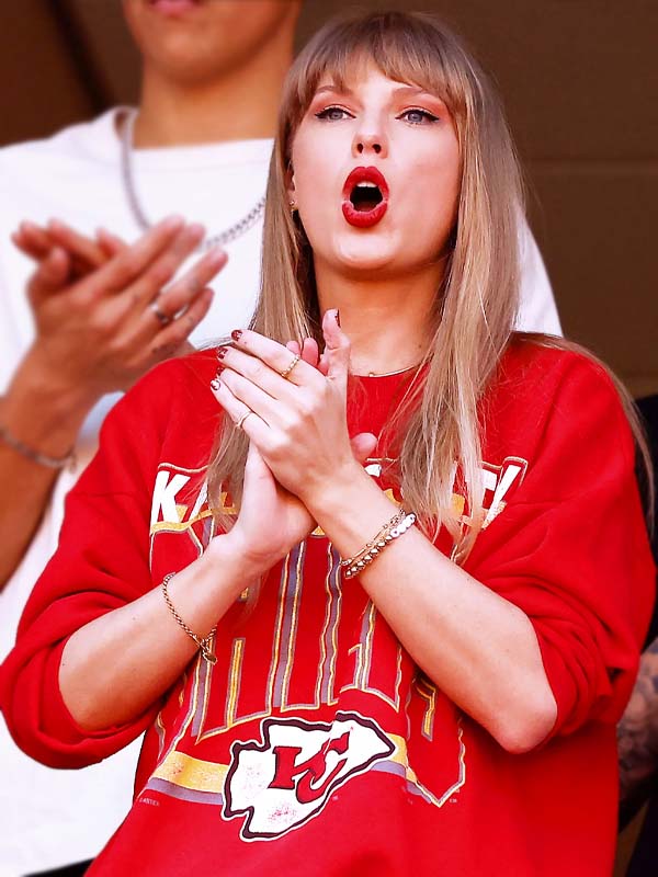 NFL Taylor Swift Kansas City Chiefs Sweatshirt