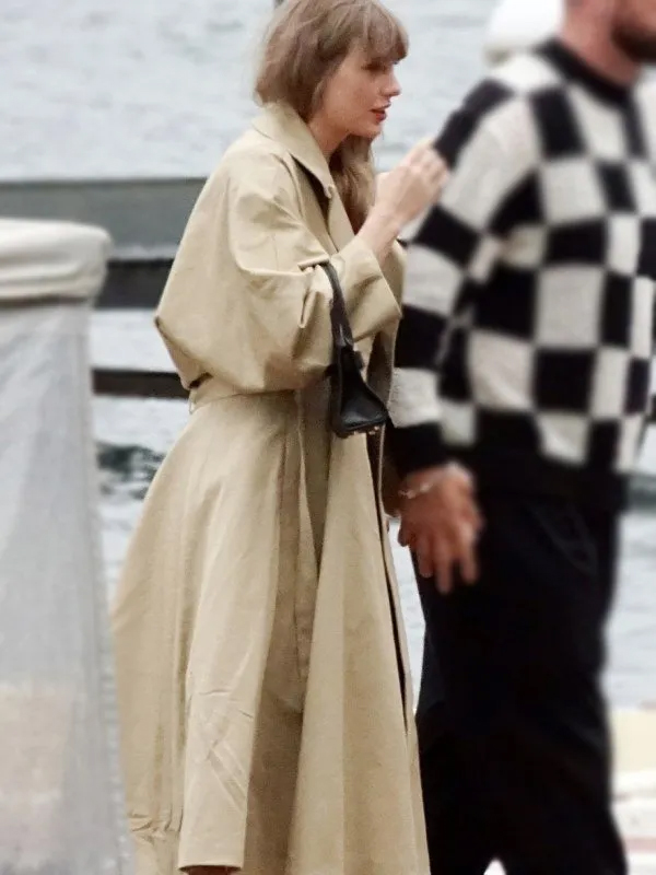 Taylor Swift Italy’s Lake Como Tan Cotton Trench Coat