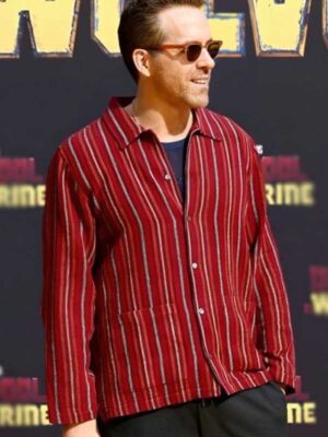 deadpool-wolverine-ryan-reynolds-2024-red-striped-shirt-1
