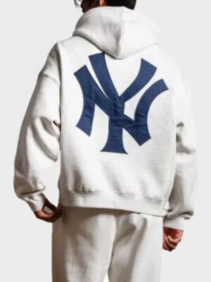 new-york-yankees-oversized-boxy-pullover-hoodie-1