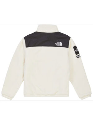 supreme-the-north-face-expedition-fleece-white-jacket-1