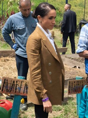 meghan-markle-colombia-tour-school-visit-brown-blazer-1