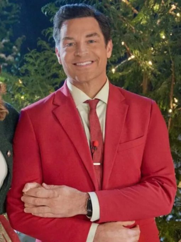 Brennan Elliott Ms Christmas Comes To Town Red Suit