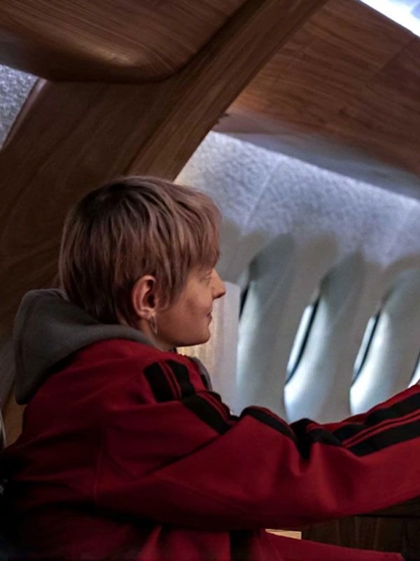 Darby Hart A Murder at the End of the World Red Coat