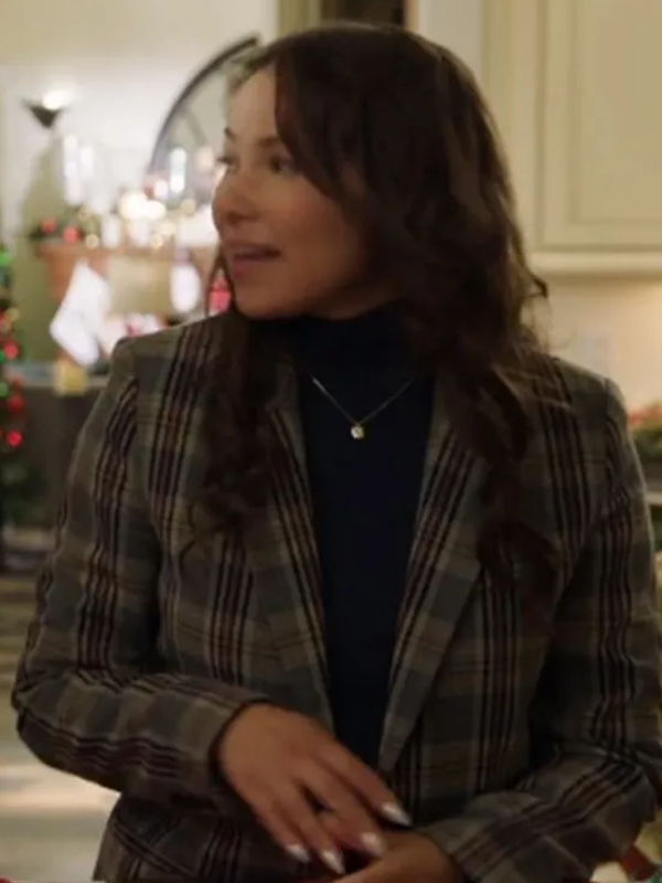 Jessica Parker Kennedy Under The Christmas Sky Plaid Blazer