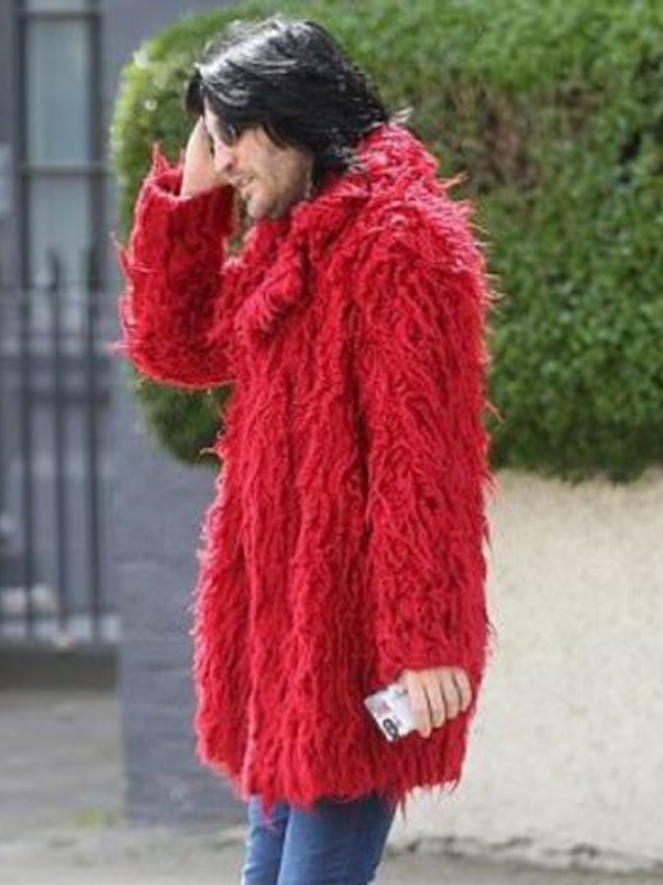 Noel Fielding The Great British Bake Off Red Fur Coat