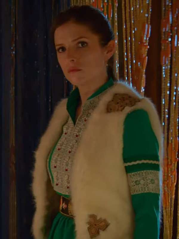 Anna Kendrick Noelle White Shearling Vest