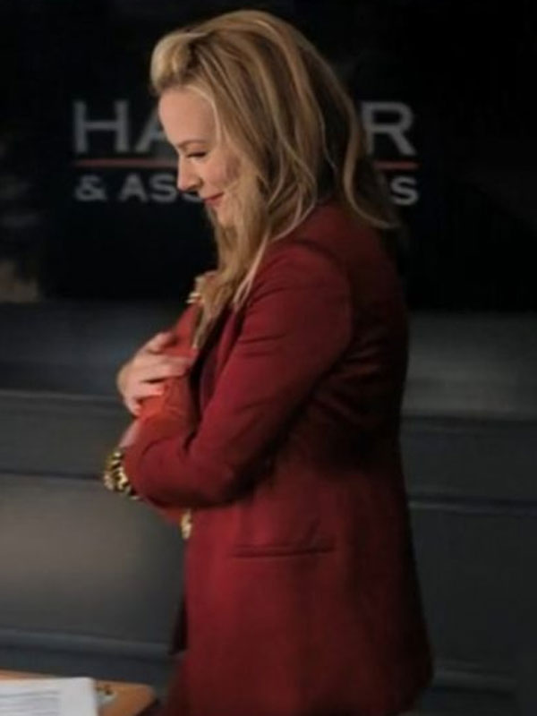 Becki Newton 2024 The Lincoln Lawyer S3 Red Suiting Blazer