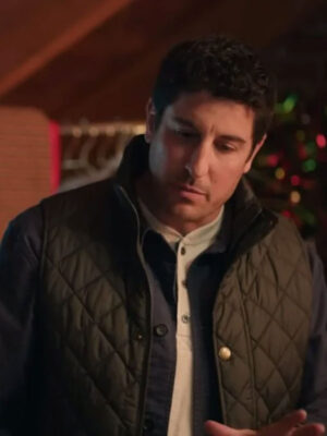 jason-biggs-best-christmas-ever-green-puffer-vest-1