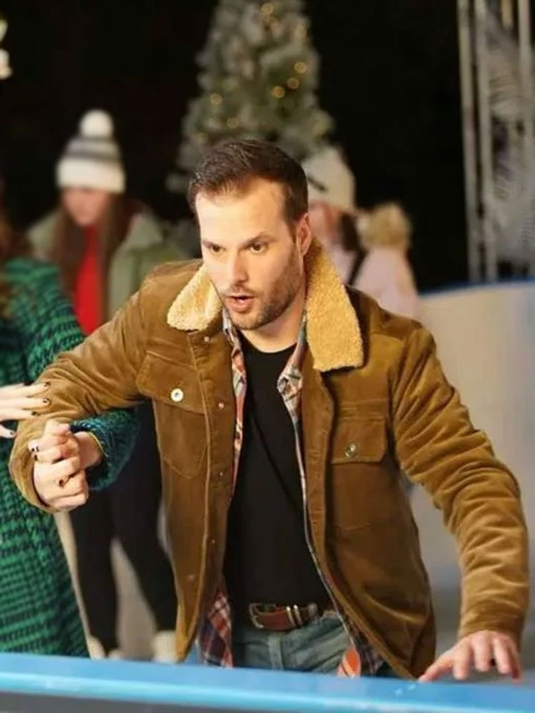 Kevin Leslie Christmas at the Holly Day Inn Brown Jacket