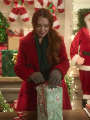 lindsay-lohan-falling-for-christmas-red-coat-2