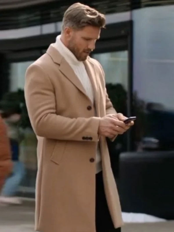 Moms Christmas Boyfriend Anthony Bewlz Wool Coat