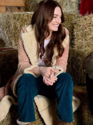 all-i-need-for-christmas-2024-mallory-jansen-pink-shearling-coat-3