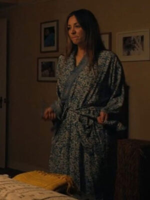 Based on a True Story S02 Kaley Cuoco Quality Robe