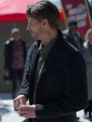 jingle-bell-run-2024-andrew-w-walker-black-wool-coat