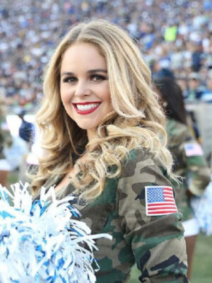 la-rams-cheerleaders-camouflage-green-coat-2