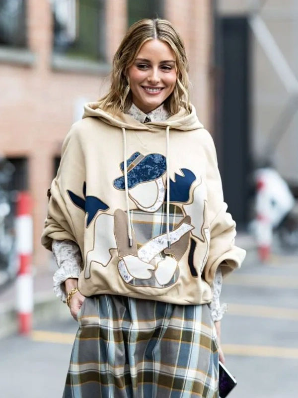 Olivia Palermo Milan Fashion Week Oversized Hoodie