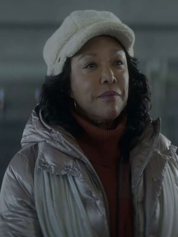 Paula Henderson Pink Zipper Puffer Coat