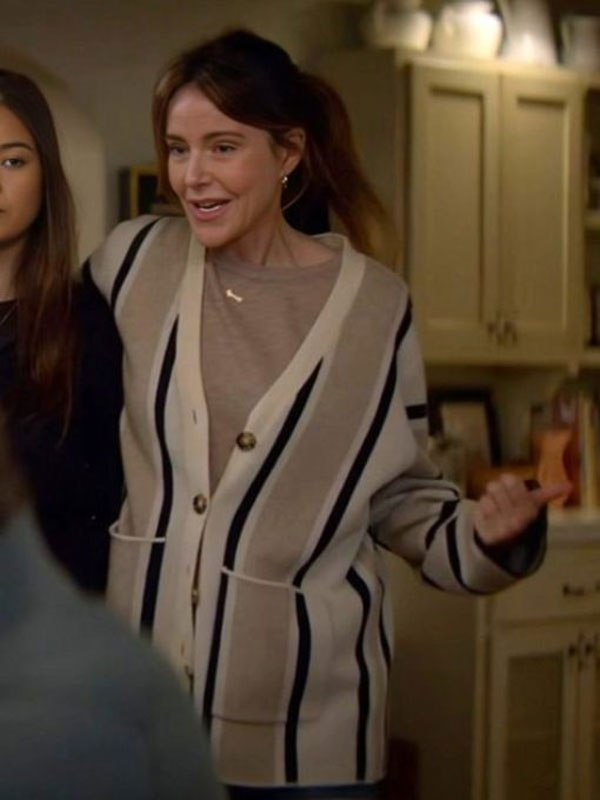Shrinking S02 Christa Miller Striped Grey Fleece Cardigan