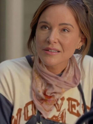 Shrinking S02 Christa Miller Wolve’s White Fleece Tee