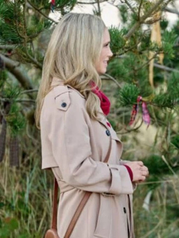 Tis The Season To Be Irish 2024 Fiona Gubelmann Beige Wool Coat