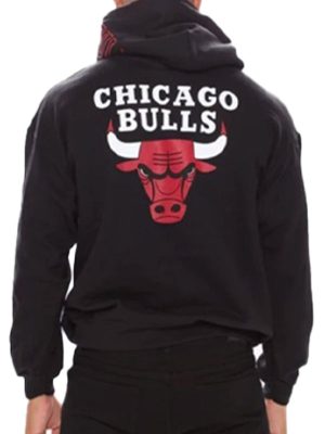 chicago-bulls-black-pullover-hoodie-1