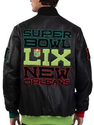 super-bowl-lix-michael-strahan-black-leather-jacket-1